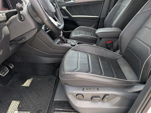 2024 Volkswagen Tiguan SEL R-Line