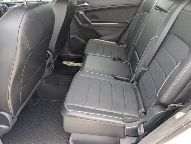 2024 Volkswagen Tiguan SEL R-Line