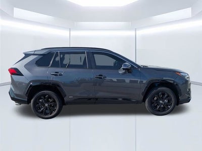 2023 Toyota RAV4 Hybrid SE