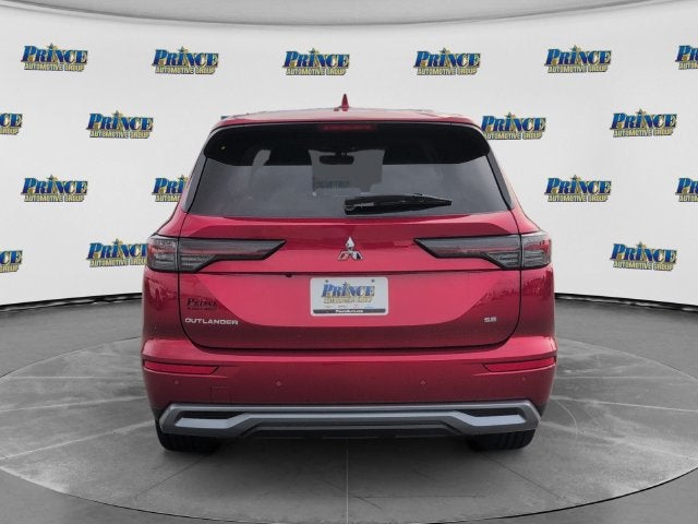 2025 Mitsubishi Outlander SE