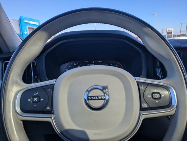 2018 Volvo XC60 Momentum