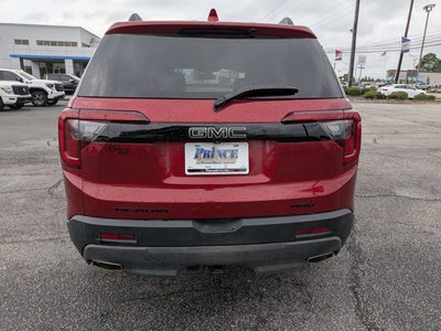 2023 GMC Acadia SLT