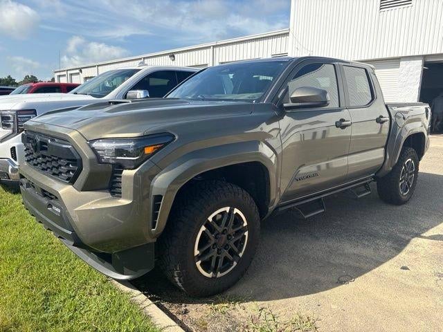 2026 Toyota Tacoma 4WD SR5