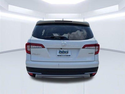 2022 Honda Pilot Touring 7-Passenger