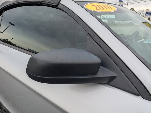 2010 Ford Mustang V6