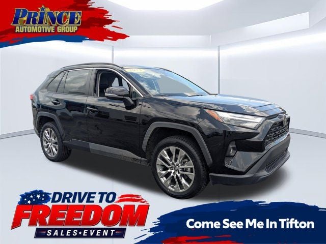 2023 Toyota RAV4 XLE Premium FWD's photo