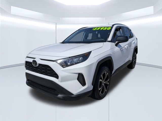 2020 Toyota RAV4 LE