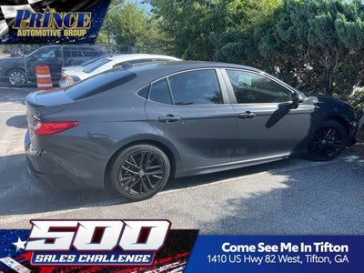 2025 Toyota Camry SE