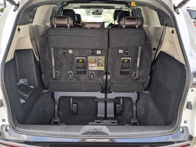 2024 Toyota Sienna Platinum 7 Passenger