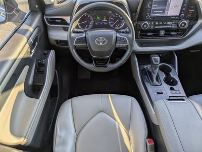 2020 Toyota Highlander XLE