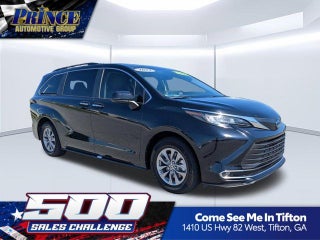 2023 Toyota Sienna XLE 7 Passenger
