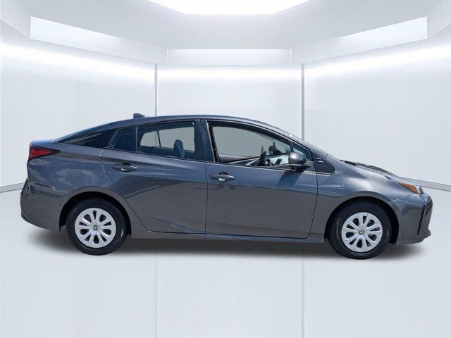 2021 Toyota Prius LE