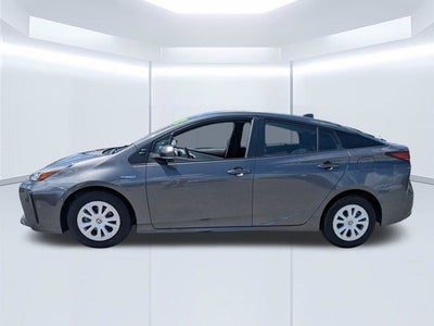2021 Toyota Prius LE