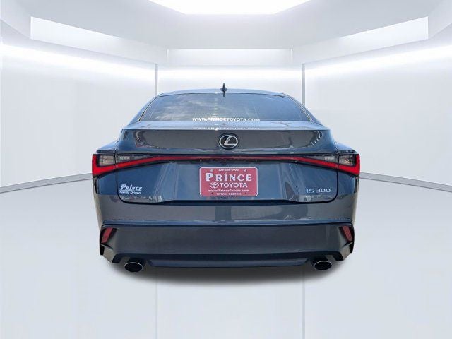 2021 Lexus IS 300