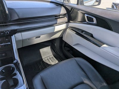 2022 Kia Carnival EX