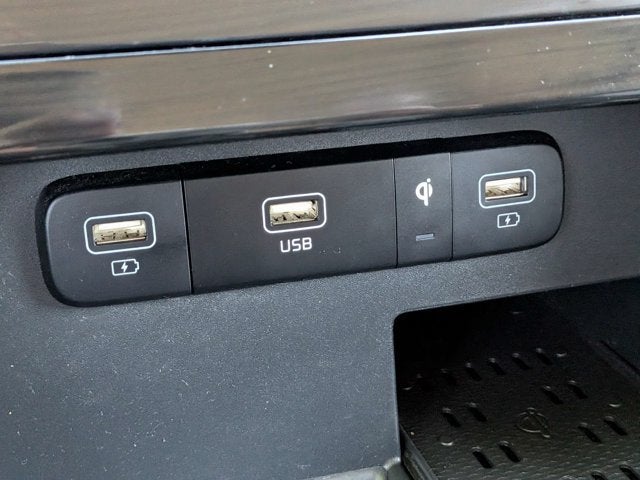 2022 Kia Carnival EX