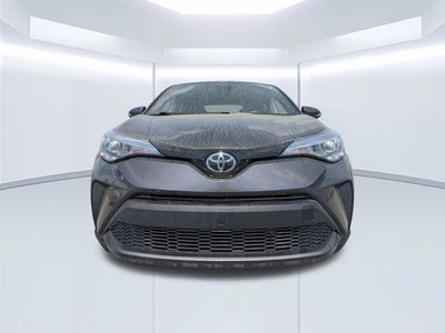 2022 Toyota C-HR XLE